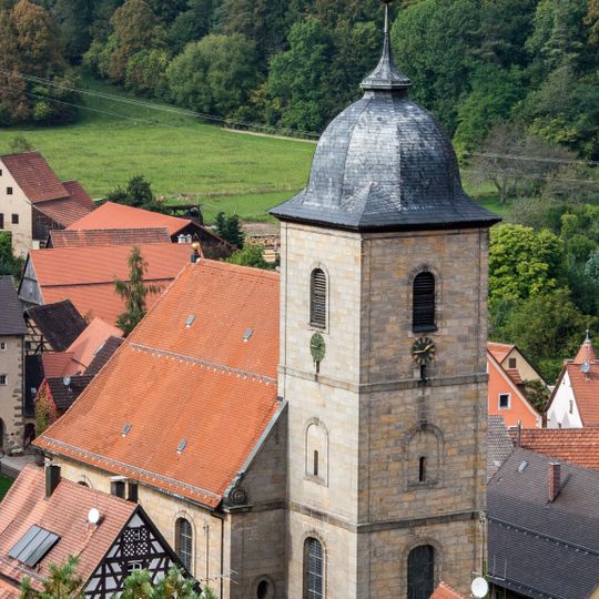 Evangelisch-lutherische Pfarrkirche St. Mariä Geburt