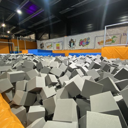 New Jump Trampoline Park