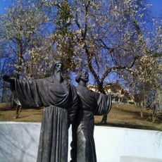 Памятник основателям города монахам Феодосию и Афанасию (Череповец)