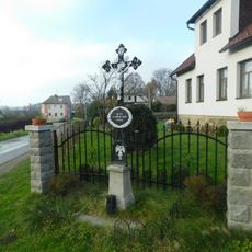 Kříž na východním okraji Úsobí