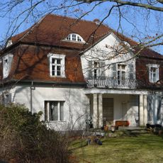 Wohnhaus Bernadottestraße 96