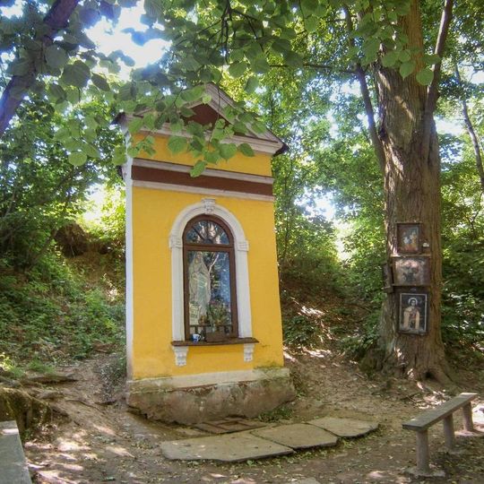 Kaplička Panny Marie v Cakově u pramene
