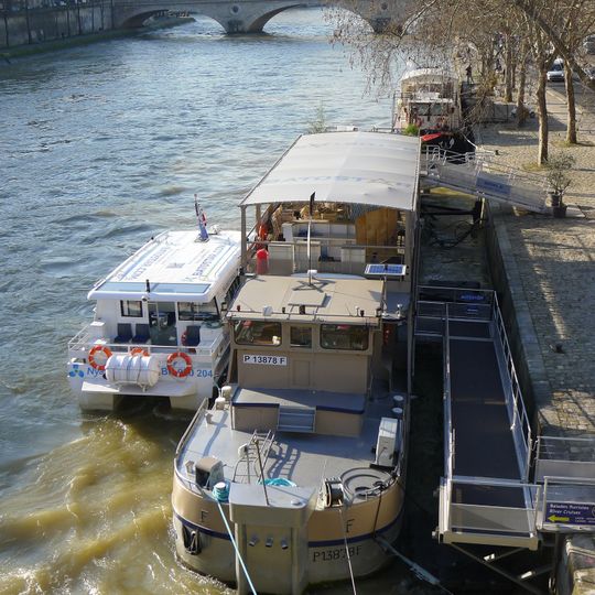 Port de l'Hôtel-de-Ville