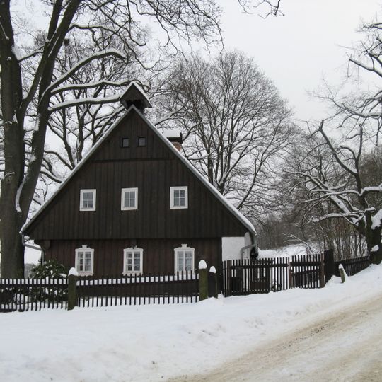 Dům čp. 10 se sušárnou lnu