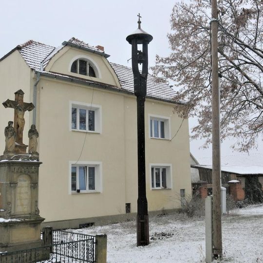 Zvonička v Novodvorské ulici v Oskořínku