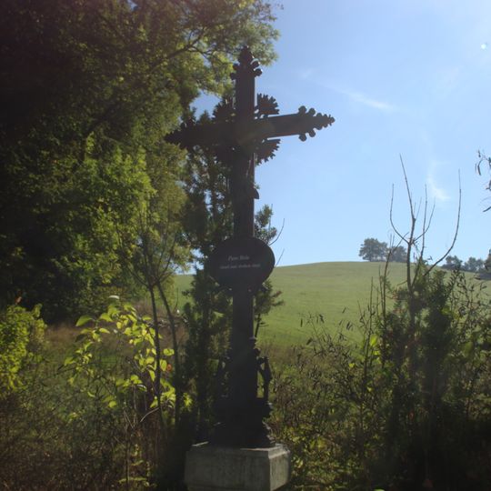 Kříž na jihovýchodě Zdebuzevsi