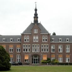 Hoofdgebouw ziekenhuis De Grote Beek