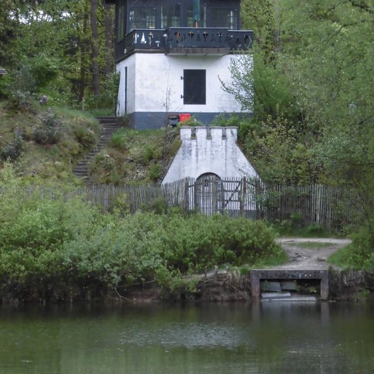 Heidestein: Tuinhuis en ijskelder