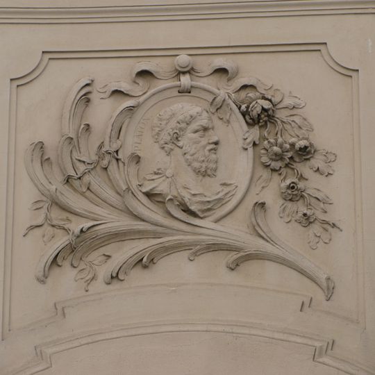 Relief Platon an der Sekundogenitur