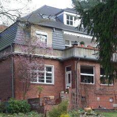 Wohnhaus mit Vorgarteneinfriedung Fürstendamm 52
