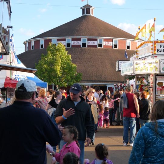 World's Largest Round Barn