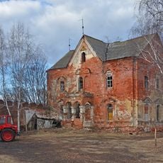 East outhouse of Kikiny Estate, Bolshaya Aleshnya