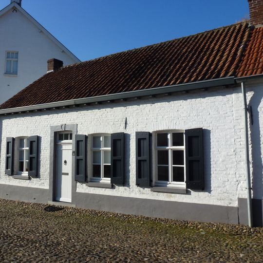 Beekstraat 10, Thorn