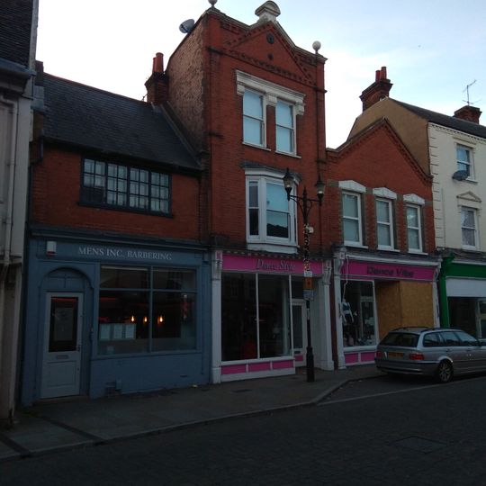 26 And 28, Fore Street