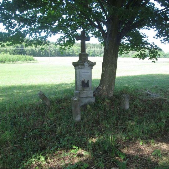 Kříž jihovýchodně od Antonky