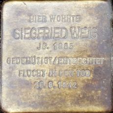 Stolperstein dedicated to Siegfried Weis