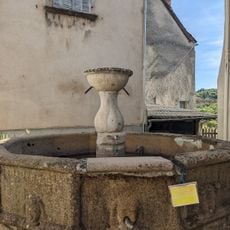 Consuls' monolithic fountain