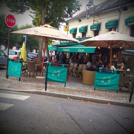 Le Bouquet