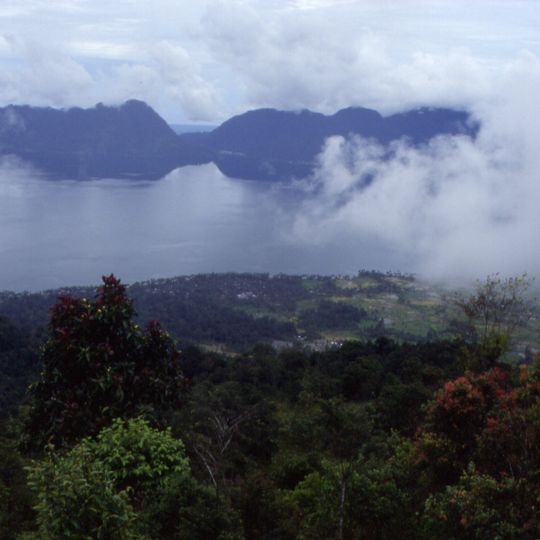 Lake Maninjau