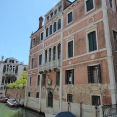 Palazzo Donà delle Rose