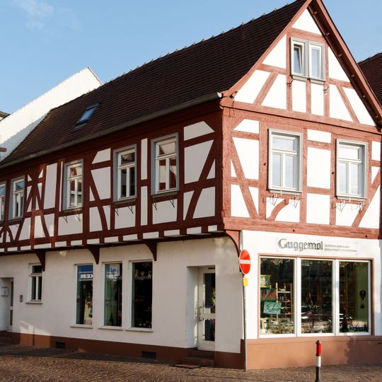 Frankfurter Straße 1