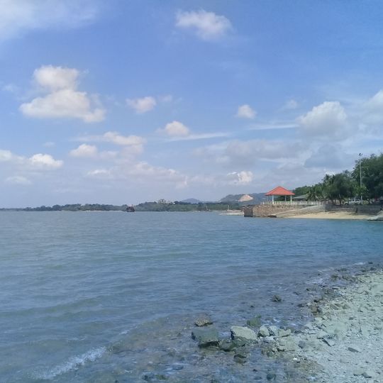Minyak Beku Beach