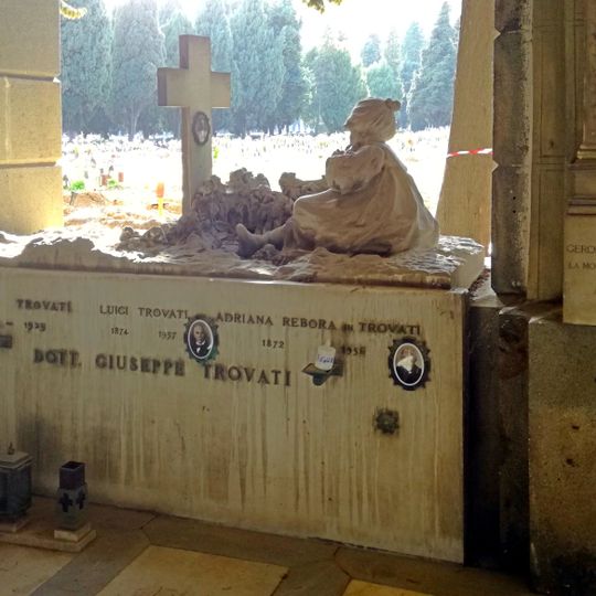 Tomba Trovati