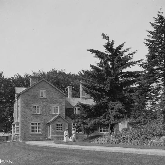 Gwernaffel Farmhouse, Gwernaffel