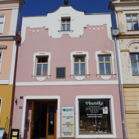 Mírové náměstí 123