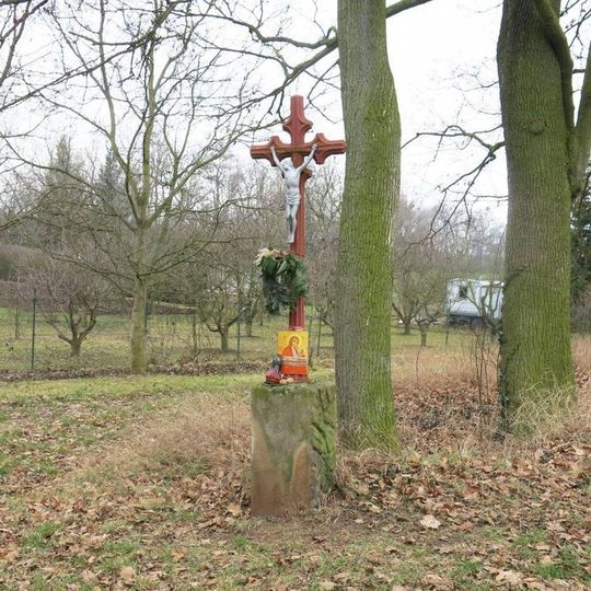 Kříž u cesty na severozápadním okraji Velvar