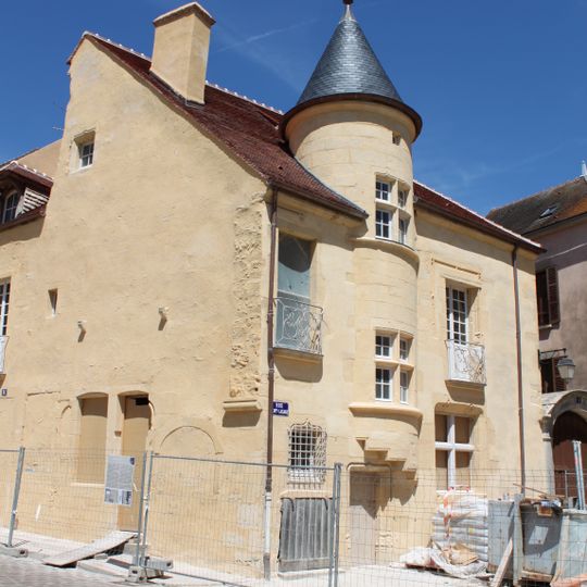 Maison des Sires de Domecy