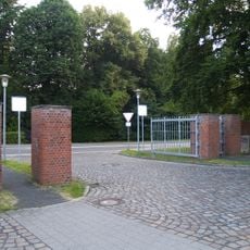 Ehem. Bismarck-Kaserne: Nebeneingang