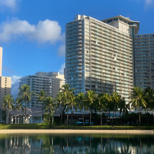 Ilikai Hotel & Luxury Suites