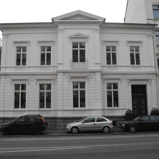 Friedrich-Ebert-Straße 187