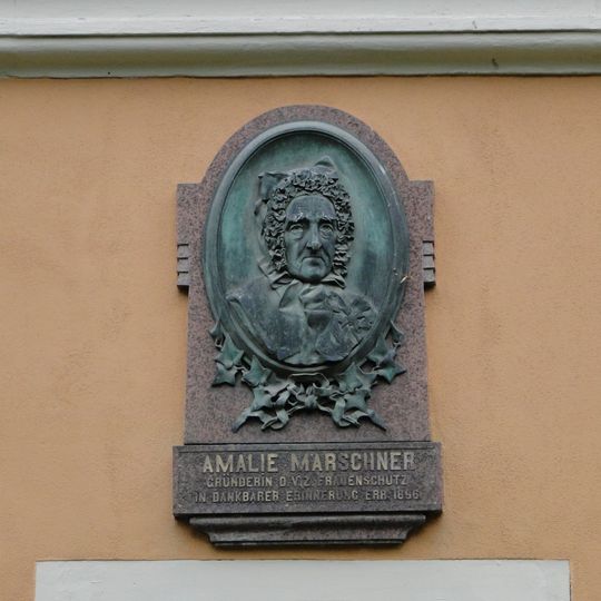 Gedenktafel für Amalie Marschner