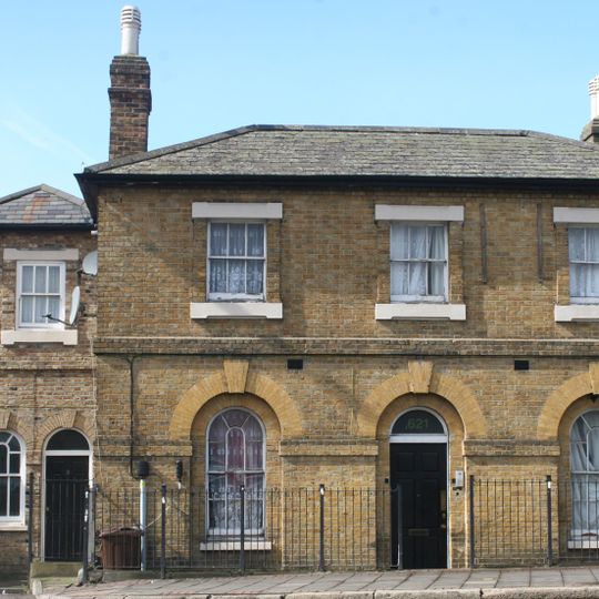 621, Rainham Road South