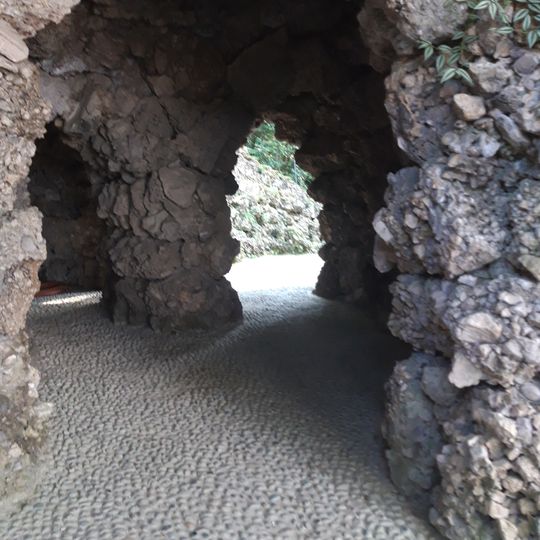 Grotto a Roccaille of the Villa Melzi