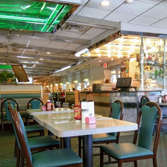 Halfmoon Diner