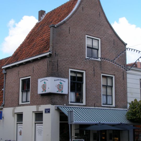 Huis met klokgevel