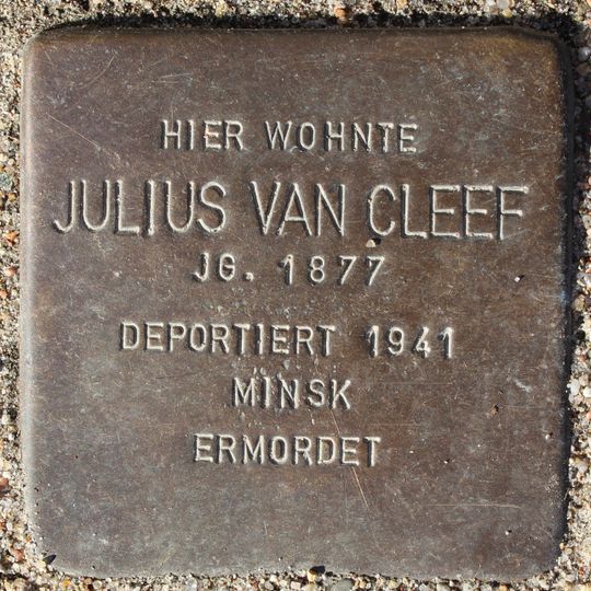 Stolperstein en memoria de Julius van Cleef