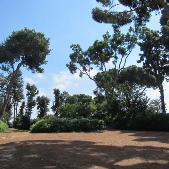 Baron de Menashe Garden, Kfar Saba