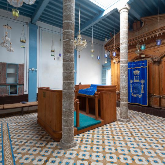 Synagogue Slat Lkahal