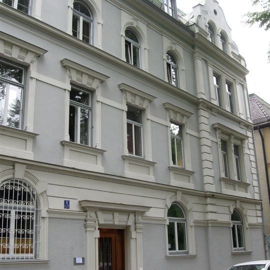 Mietshaus