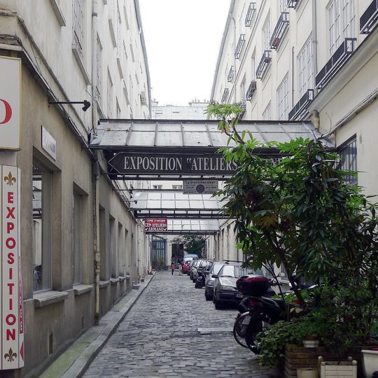 Cour des Trois-Frères