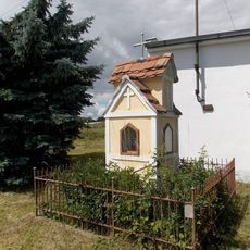 Kaplička na jižním okraji Krtů