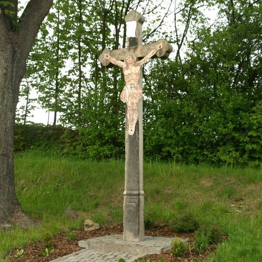 Kříž na severním okraji Krásněvsi