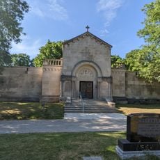 119 Arlington Boulevard