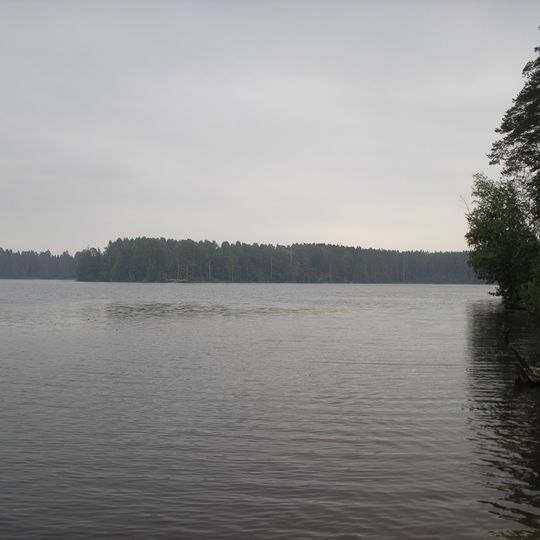 Shchuchie Lake