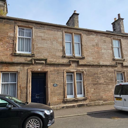 16 Castle Street, Crail
