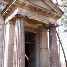 Mausoleum in Jelenia Góra - Maciejowa
